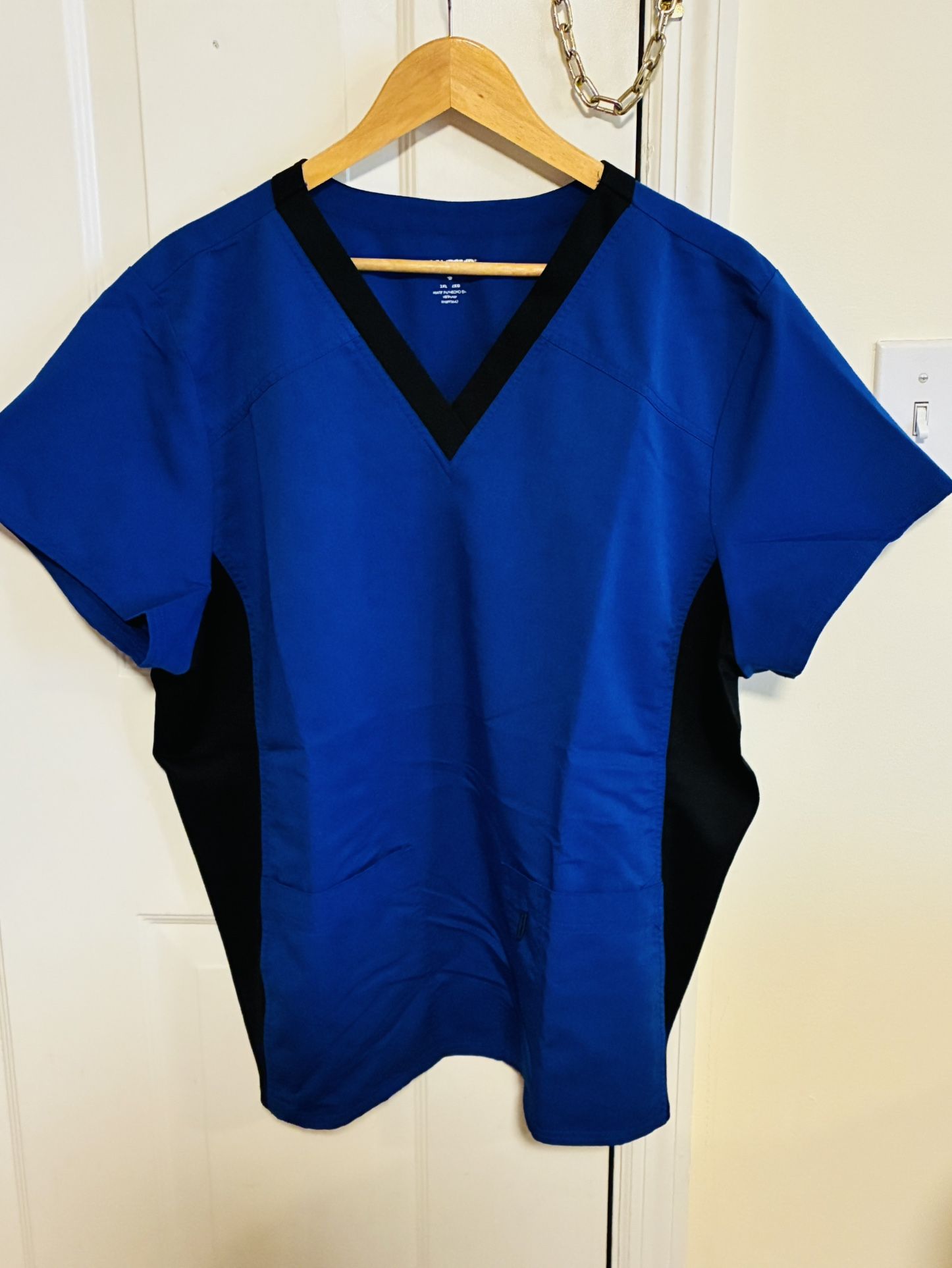 Used But In Great Condition Scrub Top