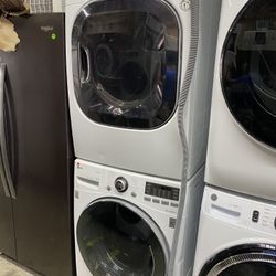 LG WASHER/ DRYER ELECTRIC