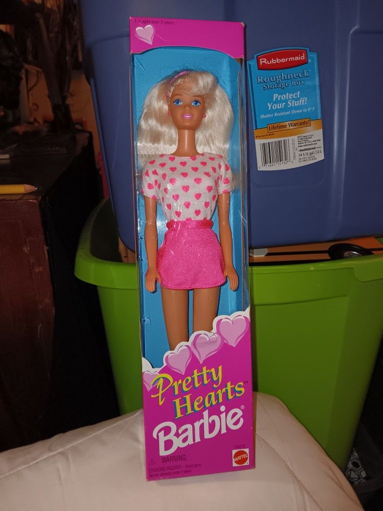 Vintage 1995 Pretty Hearts Barbie