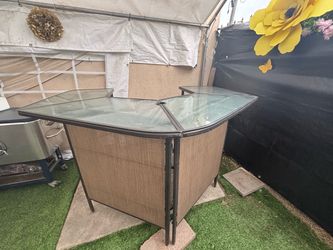 Outdoor Patio Bar Table with Glass Top