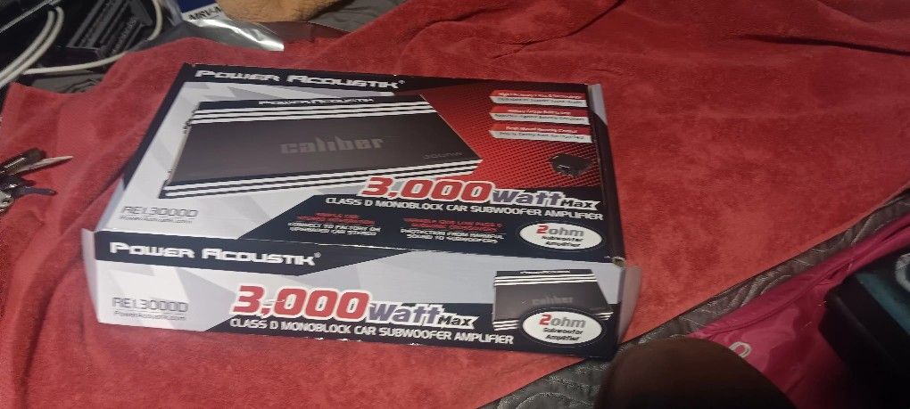 power acustic amplifirer 3000 watts