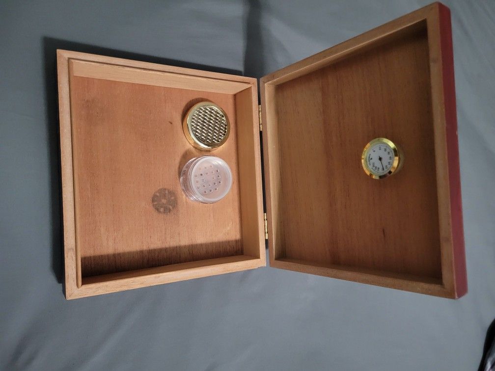 Cigar Humidor 