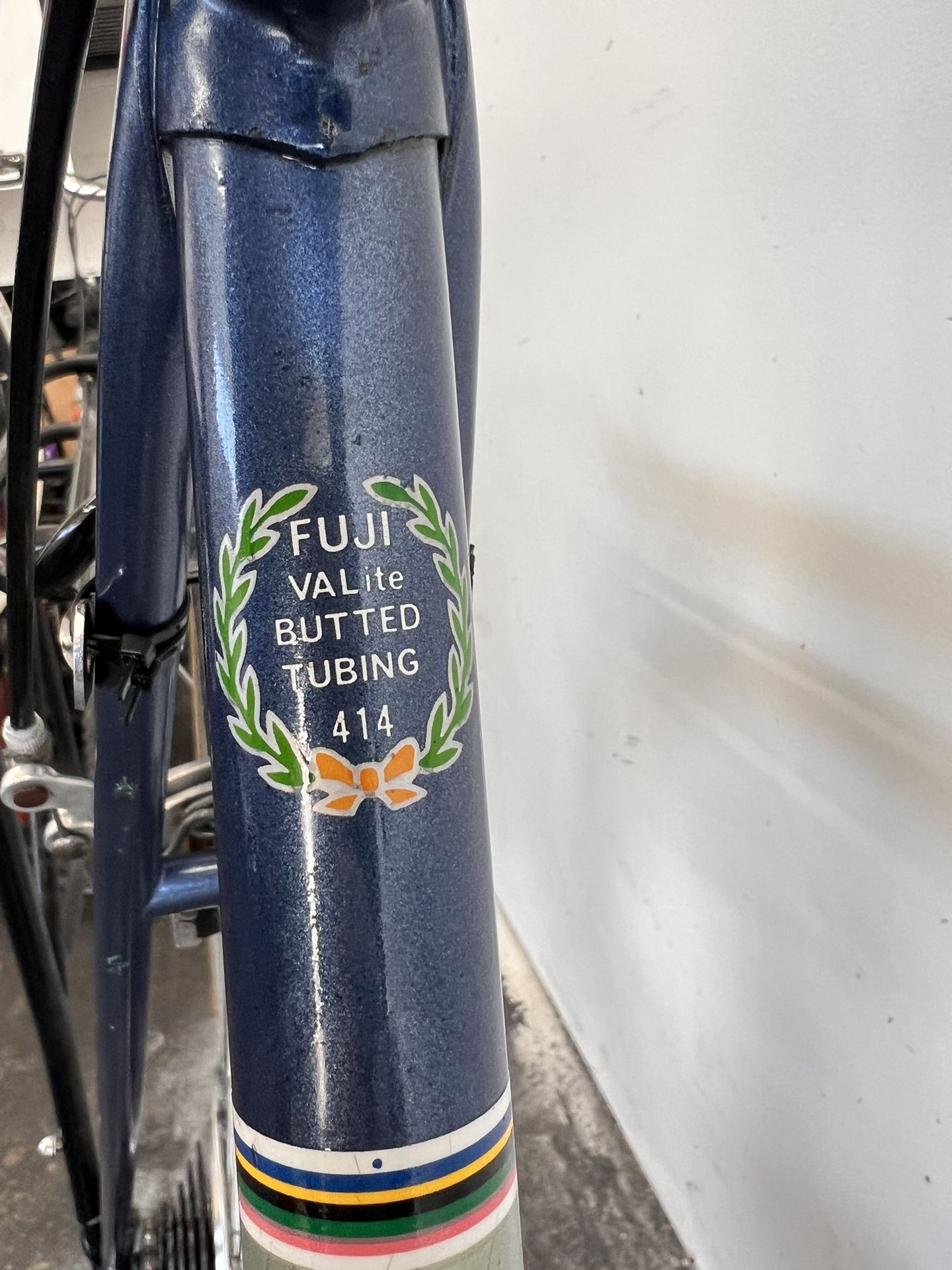 Vintage Japanese 1982 Fuji Supreme Road Bike for Sale in Oakland