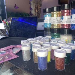 Glitter a lot✨