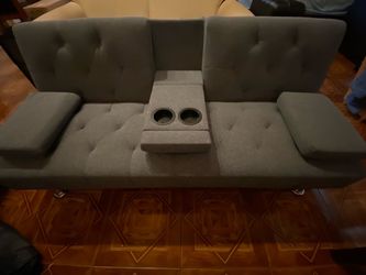 Couch and bet