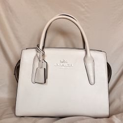 White coach Bag 