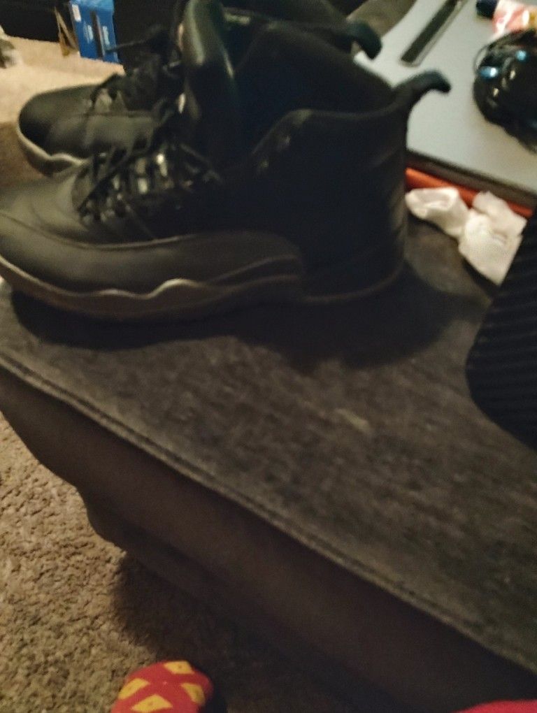 Jordan 12s