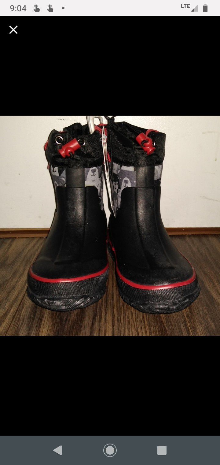 Toddler Snow boots new with tags cat & jack size 7/8