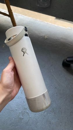 Hydro Flask White Insulated Water Bottle