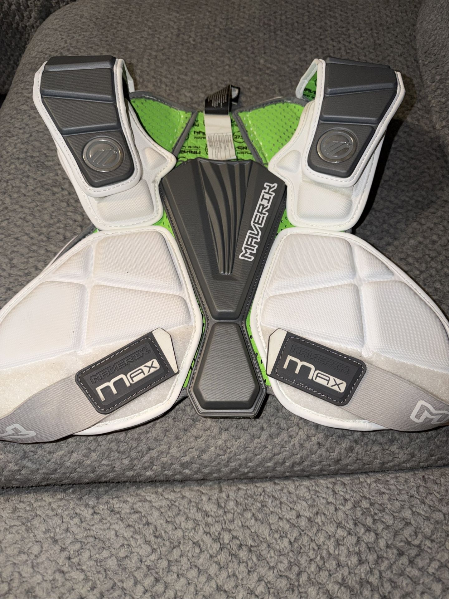 Maverik Lacrosse Shoulder Pads Large