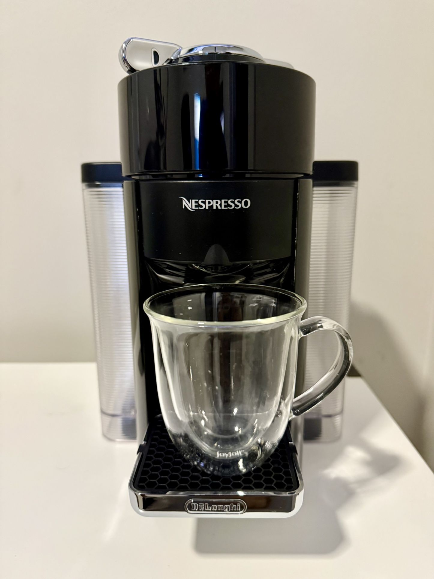Nespresso Vertuo Coffee and Espresso Machine by De'Longhi SINGLE SERVE COFFEE & ESPRESSO MACHINE: Single serve coffee or espresso at the touch of a bu