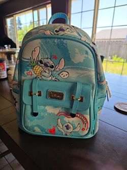 Stick to disney bag