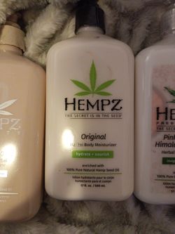 ✨✨BRAND NEW HEMPZ LOTION