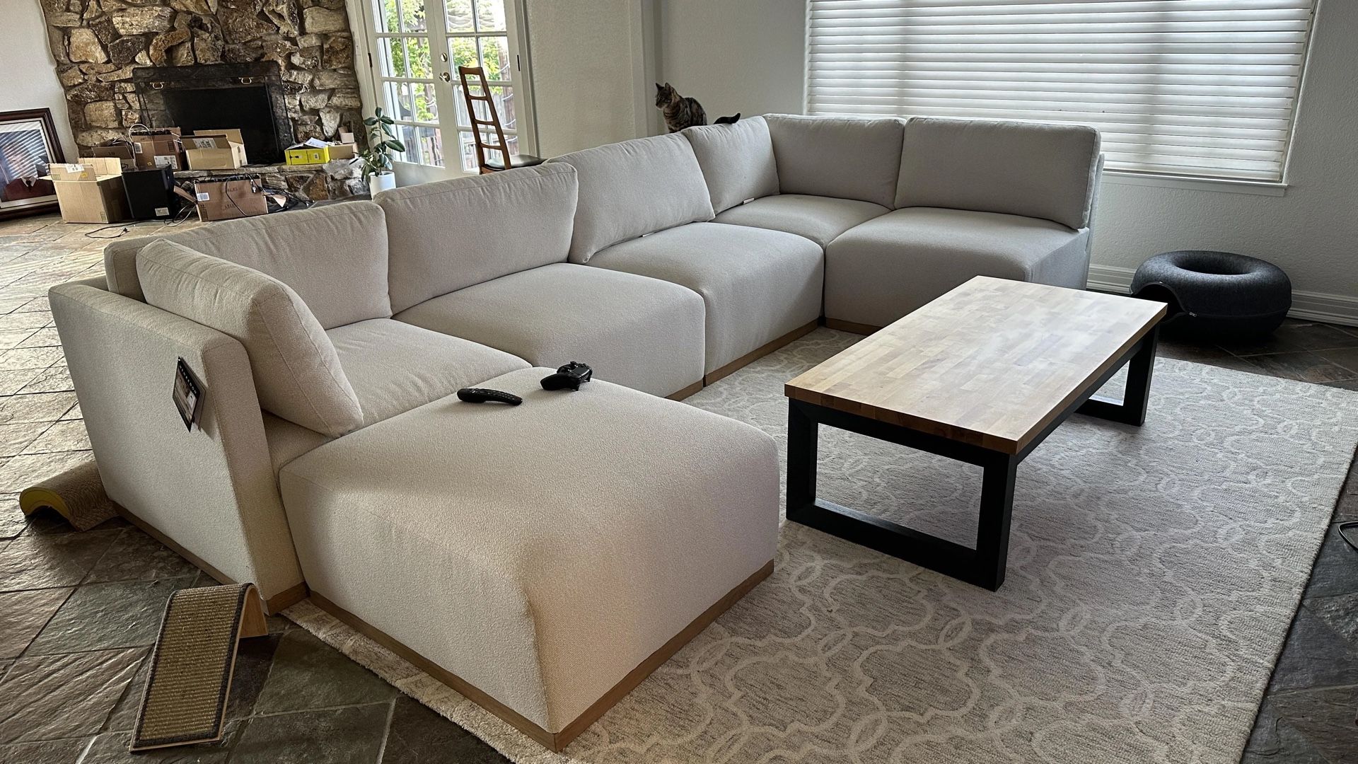 Modern Sectional & Ottoman Sofa By Henredon - New - Delivery 🚚