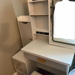 White vanity Desk W/ Stool
