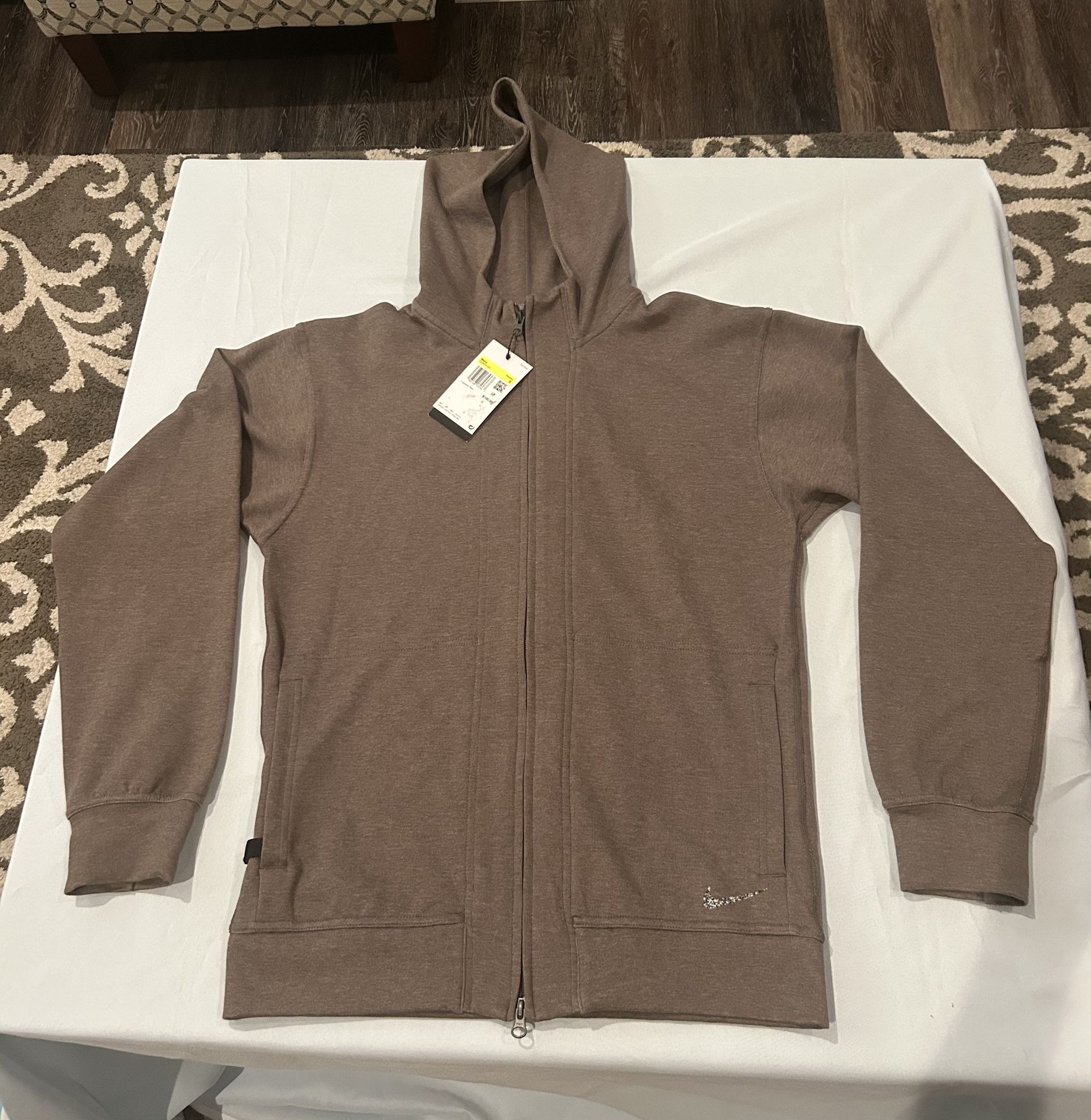 NWT Nike yoga hoodie dri fit size adult small