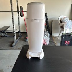 Diaper Genie 