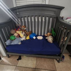 Crinb converts into bed