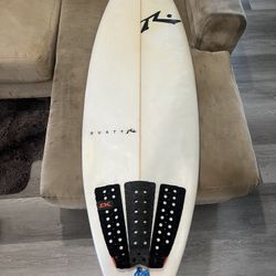 5’6 Surfboard