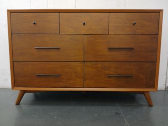 Williams 7 Drawer Dresser