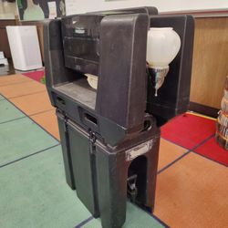 Cambro With Washing Hand Station