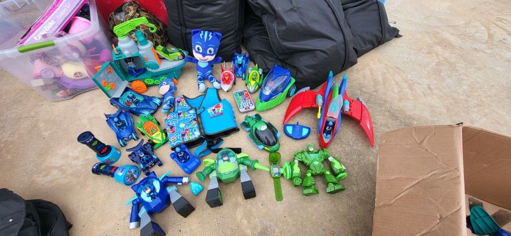 Pj Masks Figures Etc Toy Group