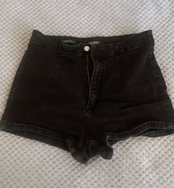 Women shorts
