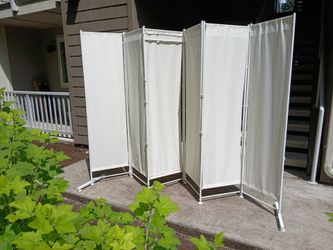 Room divider