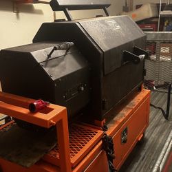 KZL Manufacturing Cart For Yoder Smokers