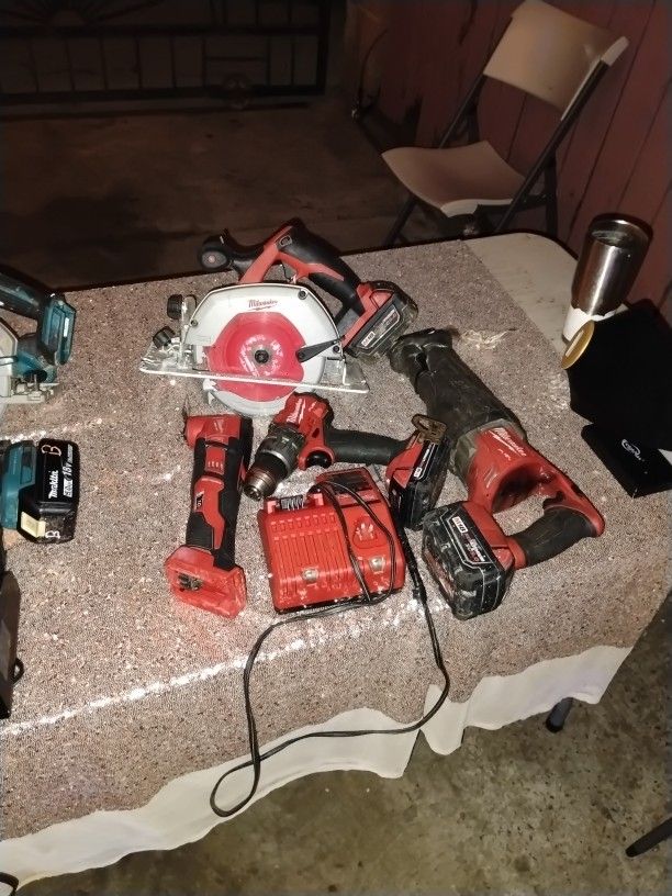 Milwaukee Bundle With Batteries