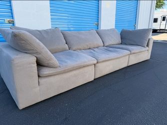 3 Piece Gray Cloud Couch 🚛🚛 Free Delivery 🚛🚛