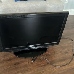 Dynex 32 in TV 