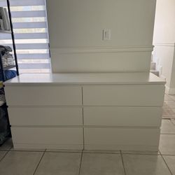 White Dresser With 6 Drawers 
