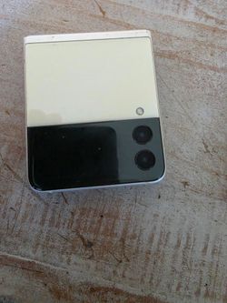 Galaxy 3 flip