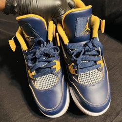 Jordan Retro 4s “Dunk From Above”