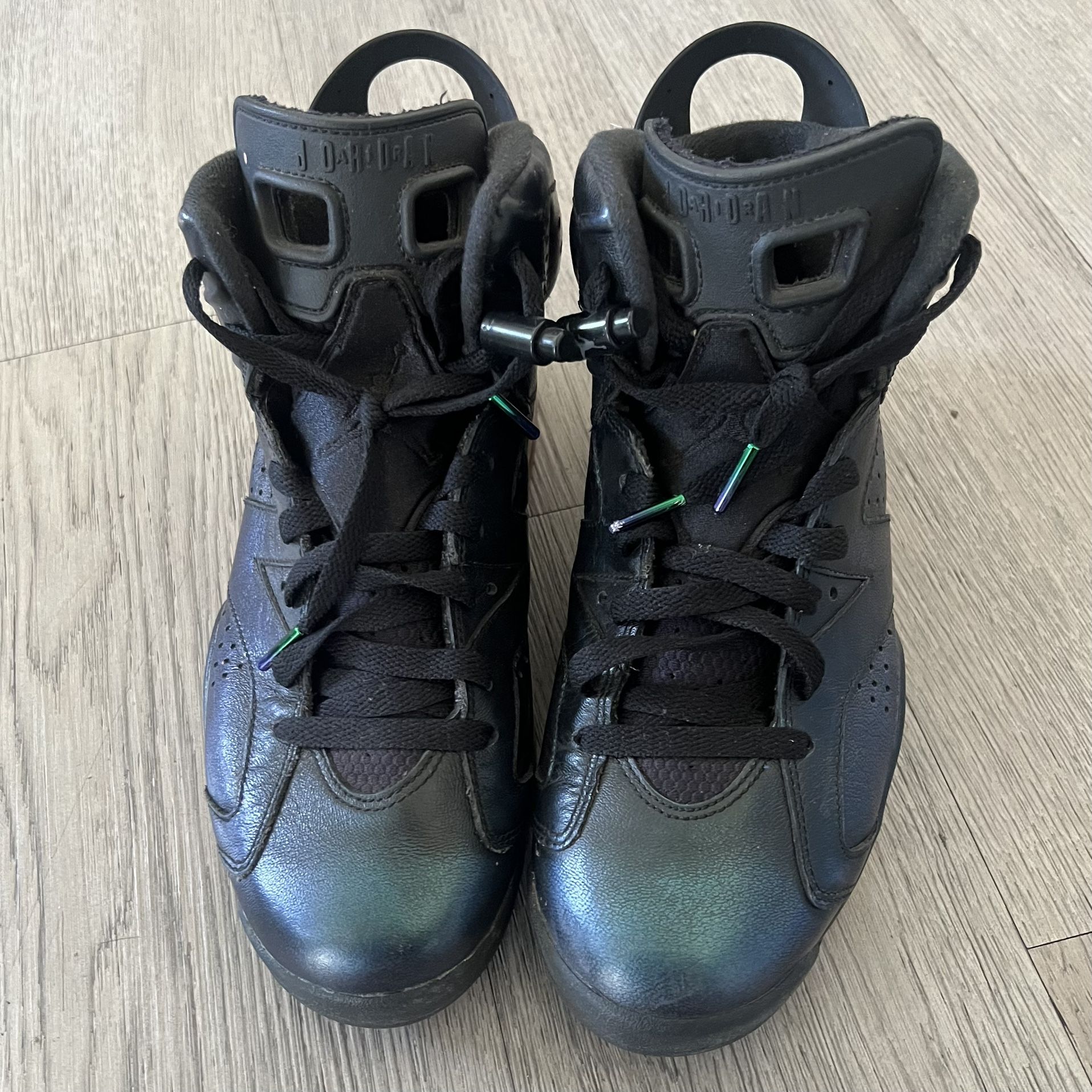 Jordan’s (8.5)