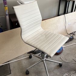 White Swivel Desk Chair