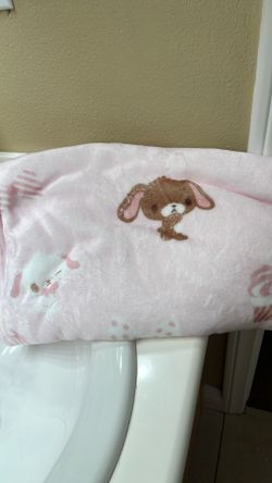 Sugar bunnies 🐰 hello kitty rare blanket new