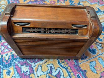 Antique Philco Radio/Record player