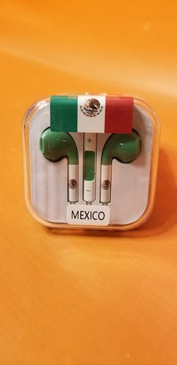 Mexico earbuds auxiliary entrance