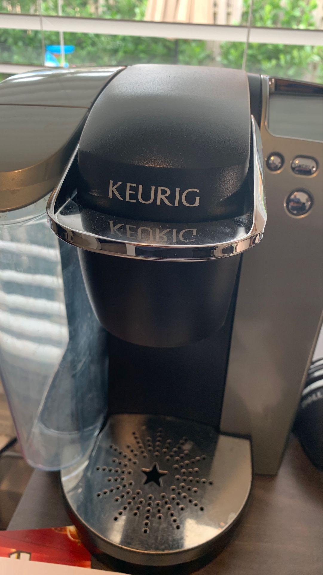 Keurig B70 Coffee Maker Gourmet Single K Cup Home Brewing System