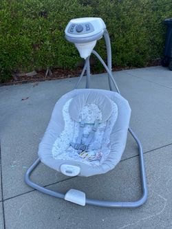 Baby Swing with Overhead Control Unit