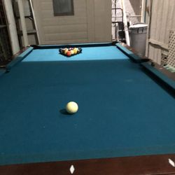 9’ Fischer Pool Table With New Felt