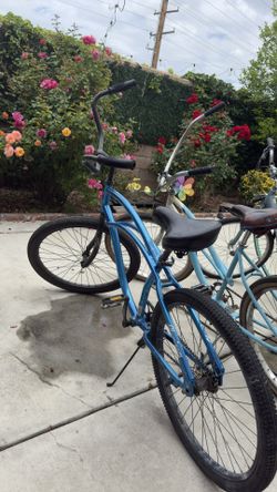 Blue Hyper Cruiser Bike