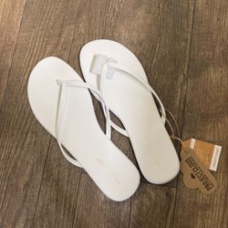NWT Project Cloud Flip Flops  - Memory Foam Flats -Vegan Leather - white. Sz 8