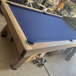 7” Pool Table