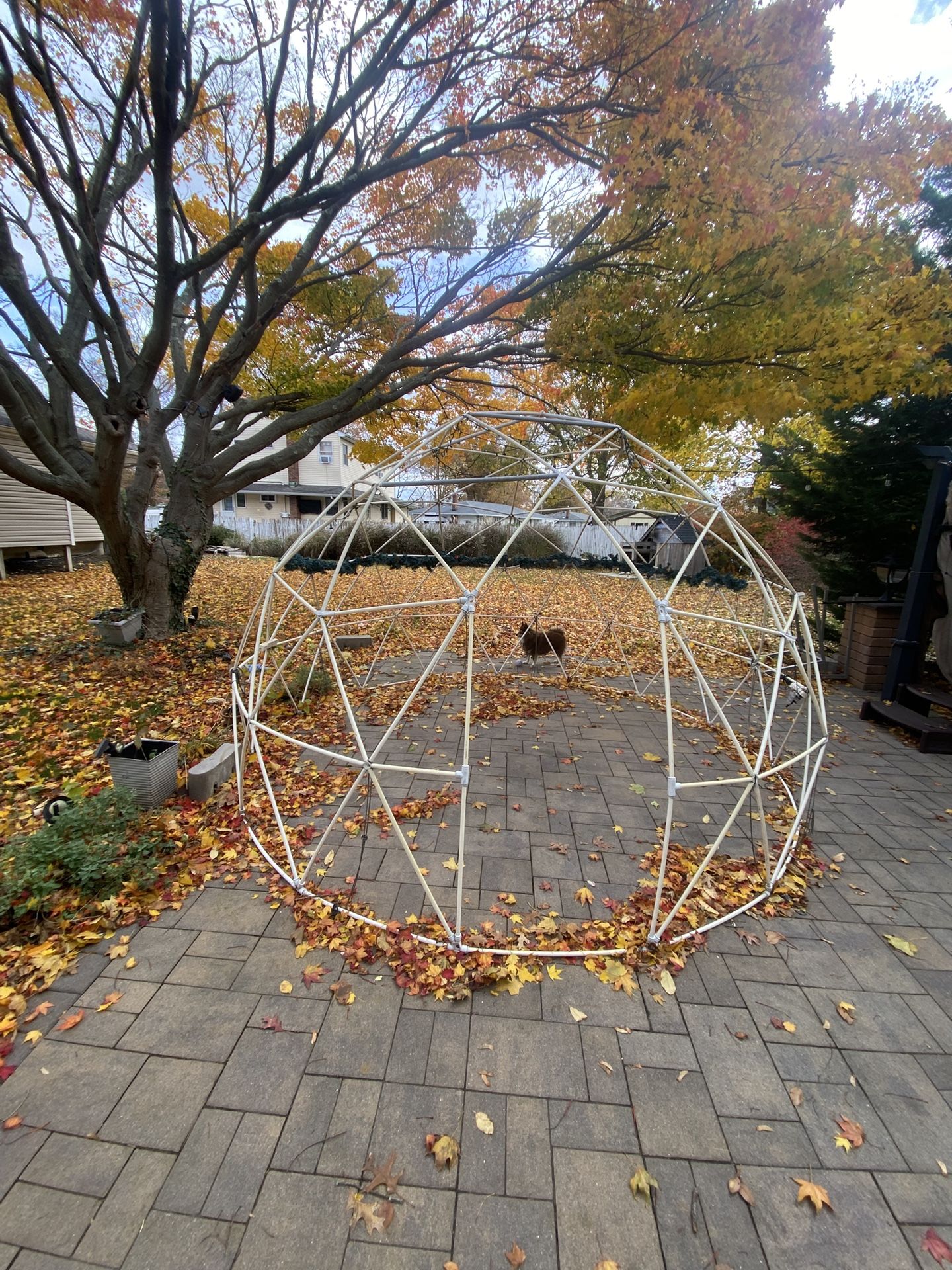 Outdoor Globe Framework