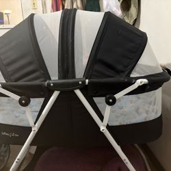 Dream In Me Karley Bassinet 