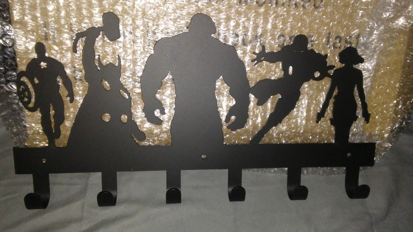 Marvel Avengers Superhero Shaped Figure Wall Steel Key Holder w/6 Hooks (New)