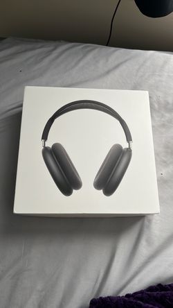Apple AirPods Max Headphones in Box